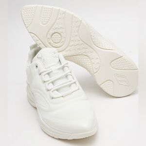 NWOT Ashley Park X Skechers: Street Glam - Point It